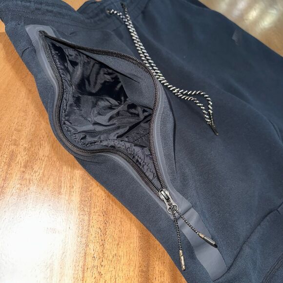 Nike Sportswear Tech Fleece Black Shorts 628984-010 Size Medium - Picture 3 of 6